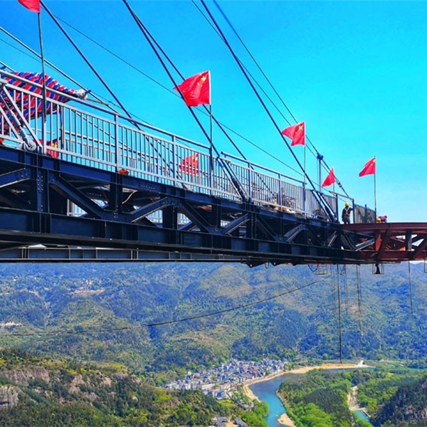 玻璃悬廊
